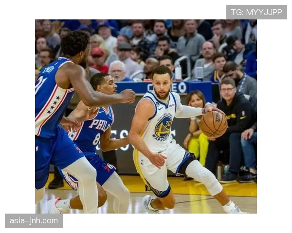 勇士队追梦格林谈防守演变：现代篮球要求每个位置都具备换防能力